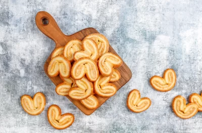 sweet-puff-pastry-homemade-palmier-cookies_11zon